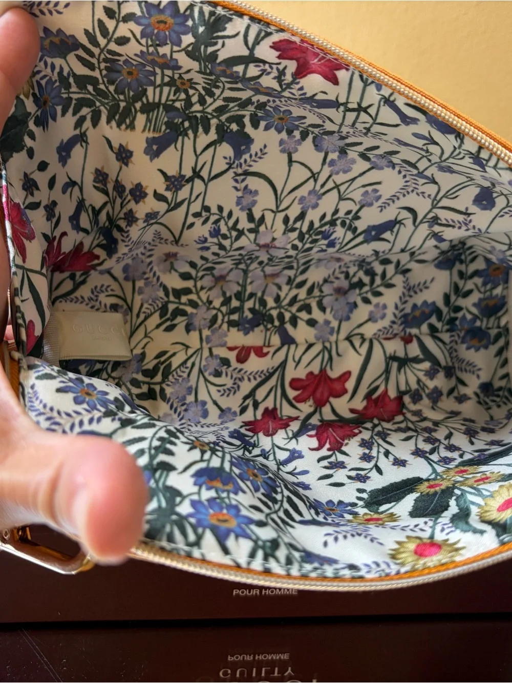 Gucci beauty pouch